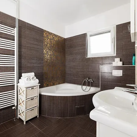 Appartement Anic House *