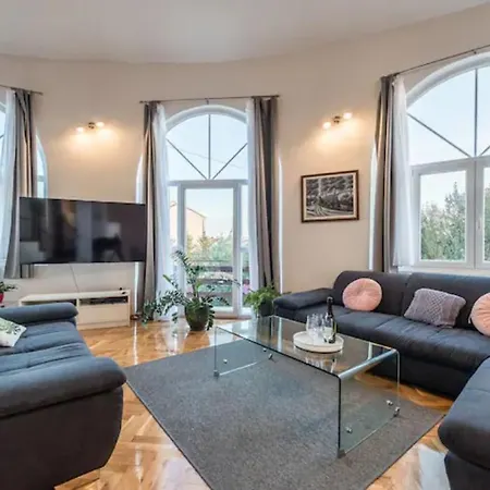 Apartment Anic House